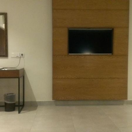 Regent Plaza Hotel & Convention Center Karacsi Kültér fotó