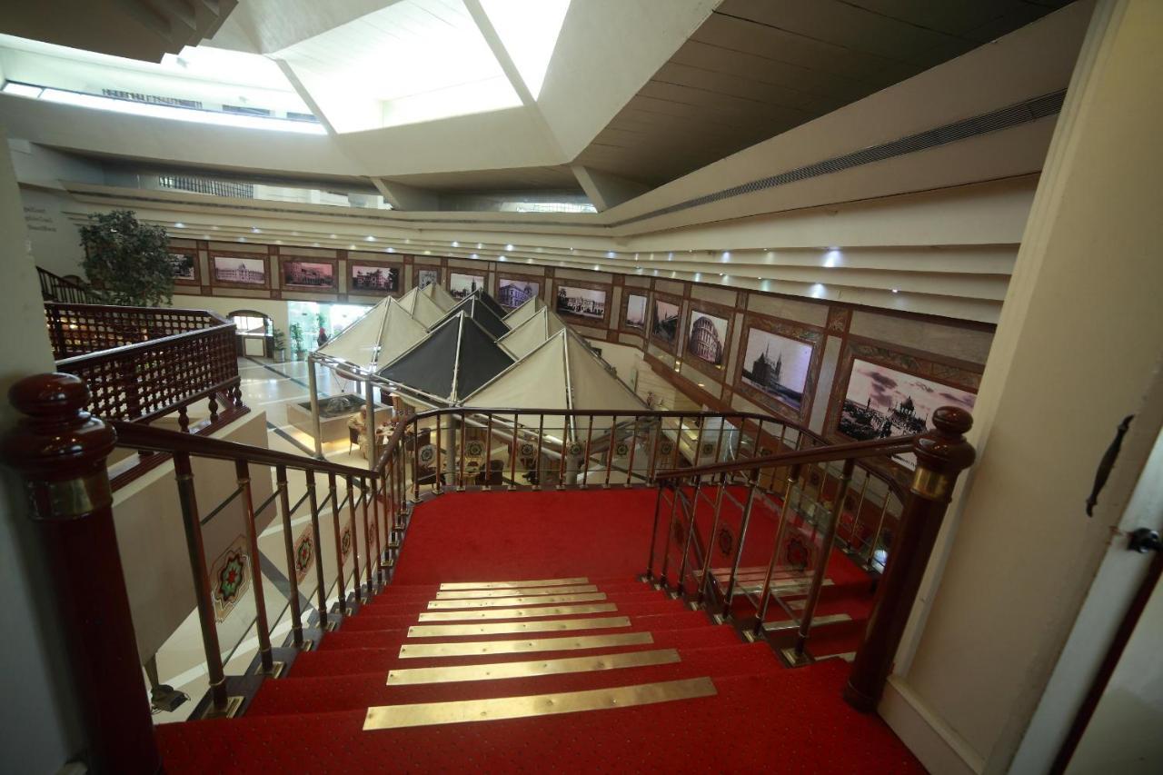 Regent Plaza Hotel & Convention Center Karacsi Kültér fotó