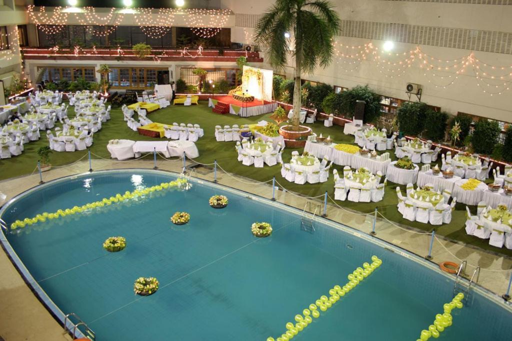 Regent Plaza Hotel & Convention Center Karacsi Kültér fotó