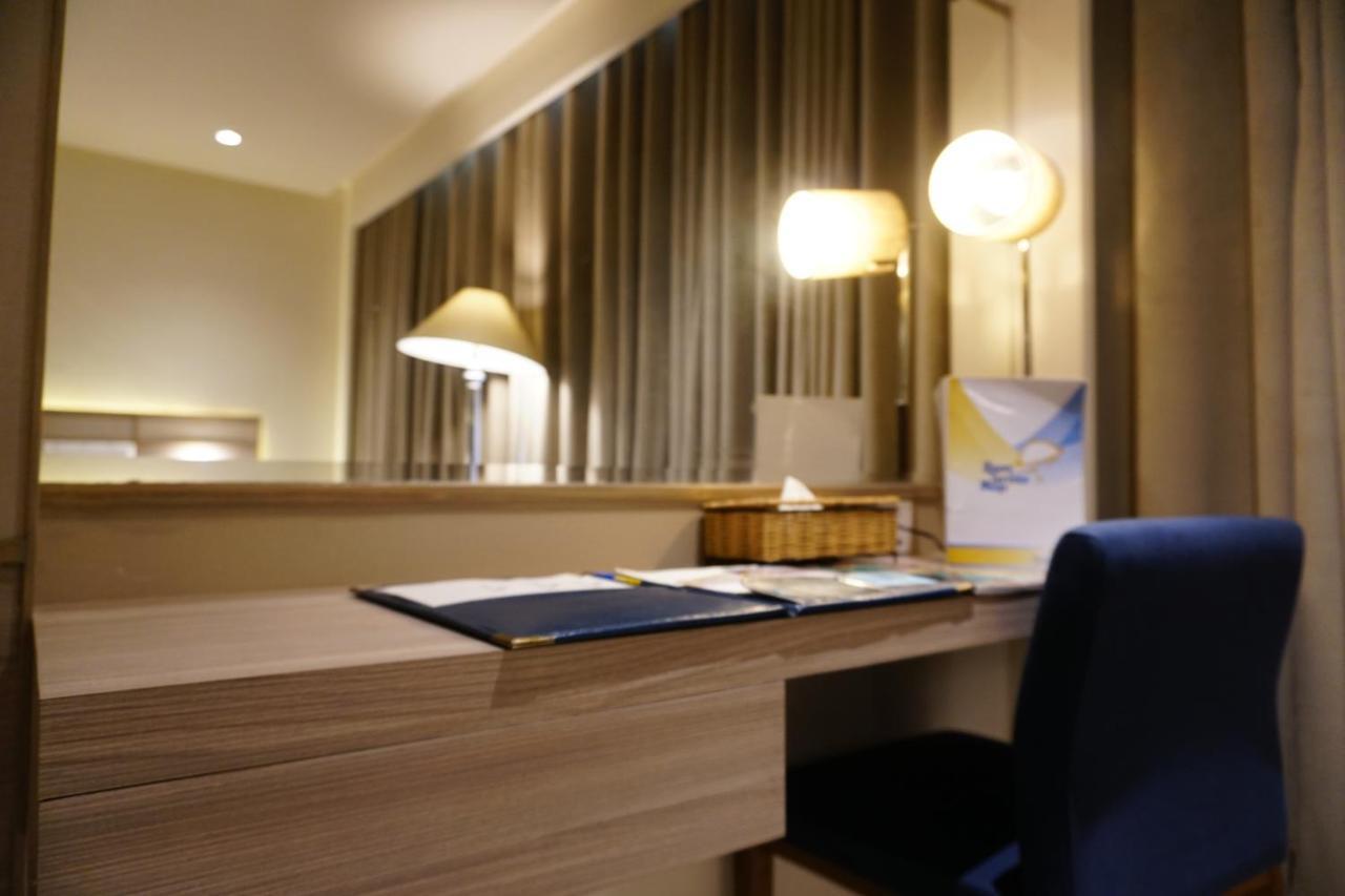 Regent Plaza Hotel & Convention Center Karacsi Kültér fotó