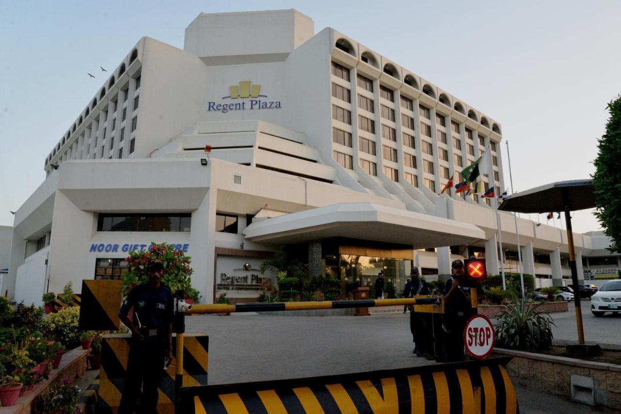Regent Plaza Hotel & Convention Center Karacsi Kültér fotó